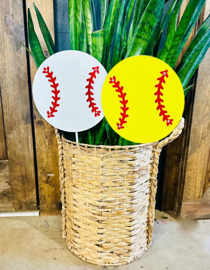 School Spirit Yard Stakes