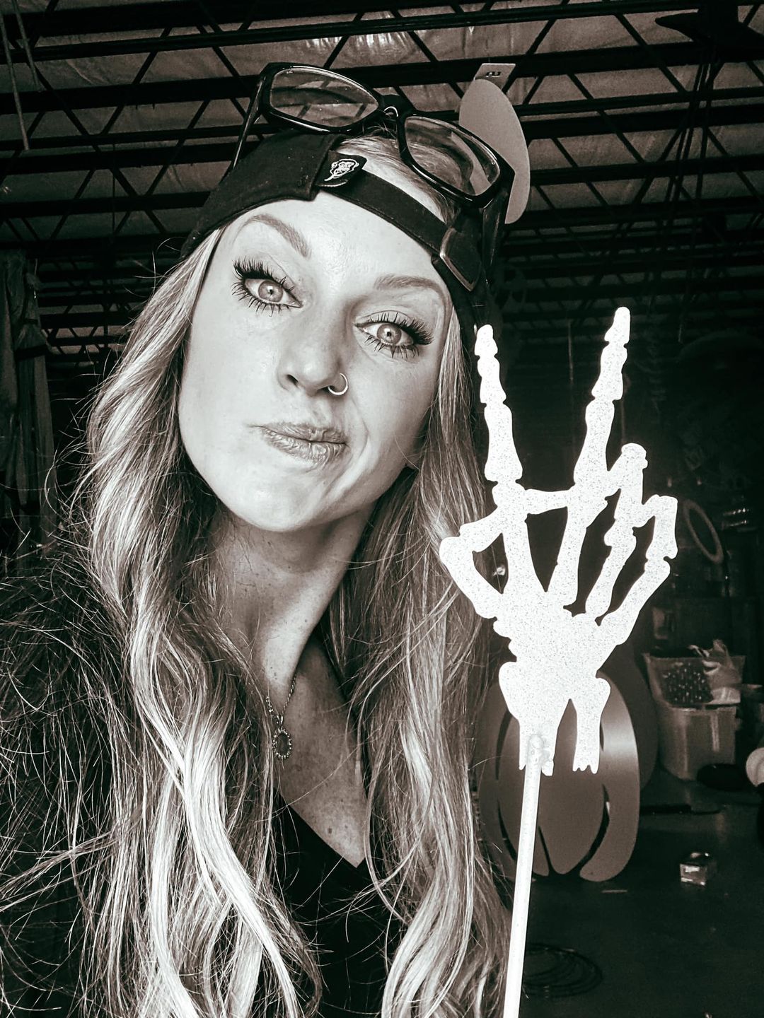 Skully Peace Sign