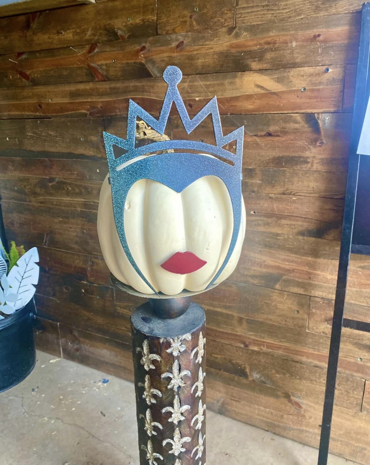 Wicked Queen Large Pumpkin Kit