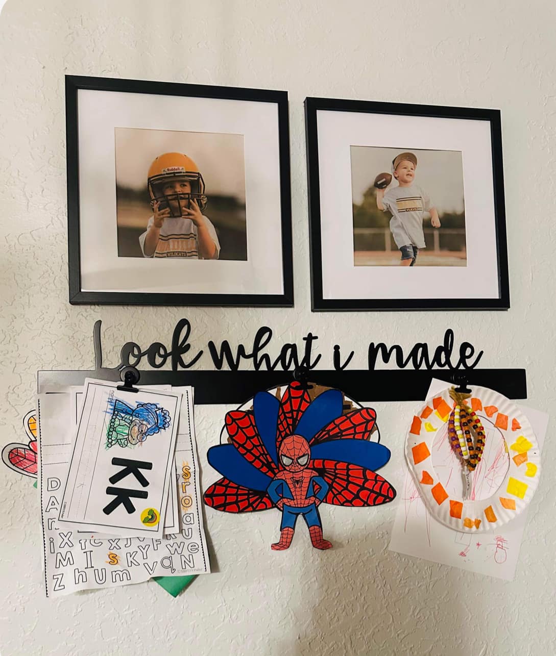 Magnetic Brag Board