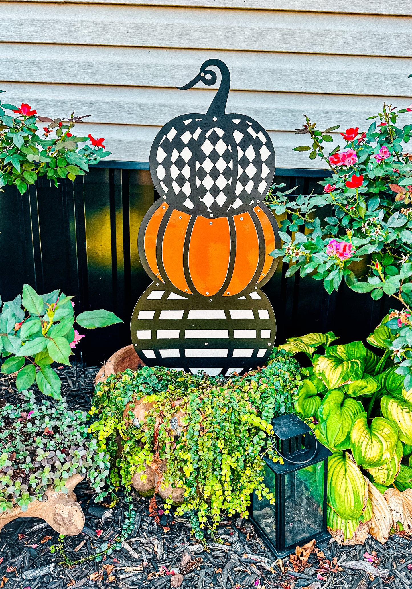Checkered Pumpkin Stack
