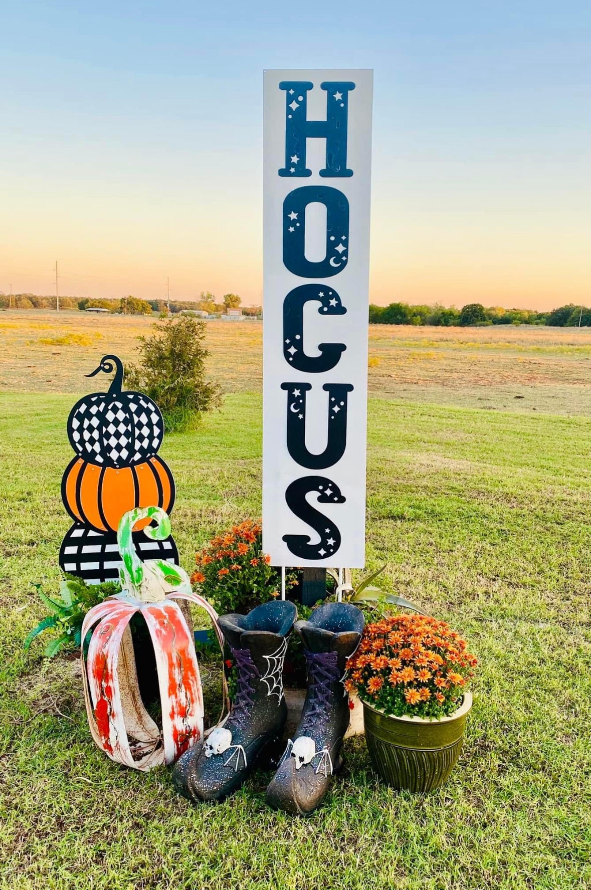 Checkered Pumpkin Stack