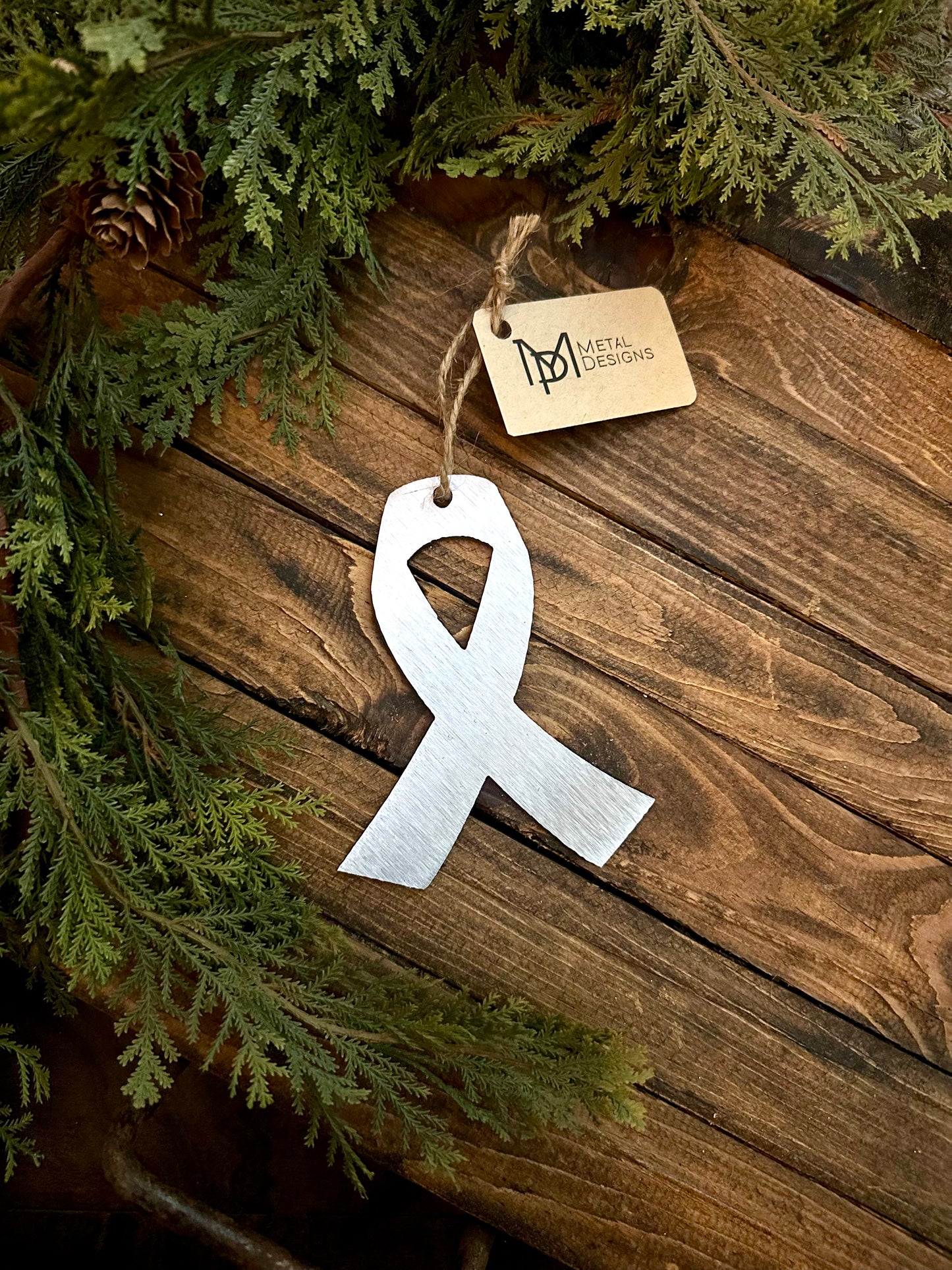 Ribbon Metal Ornament