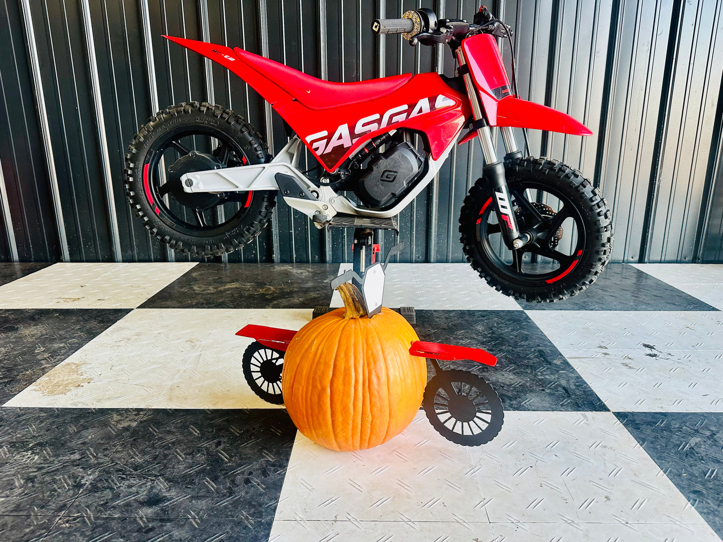 Dirt Bike Pumpkin Kit
