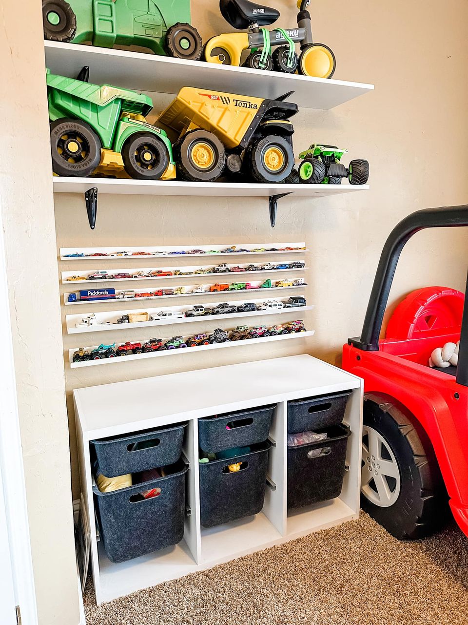 Hotwheels Toy Car Display Shelf